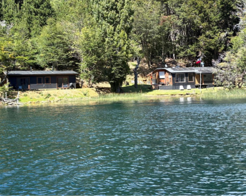 Ardillas Ranch - Cabañas con vista al lago